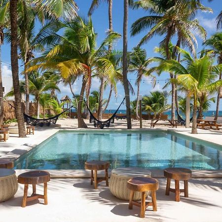 Selina Poc Na Isla Mujeres Hotell Exteriör bild