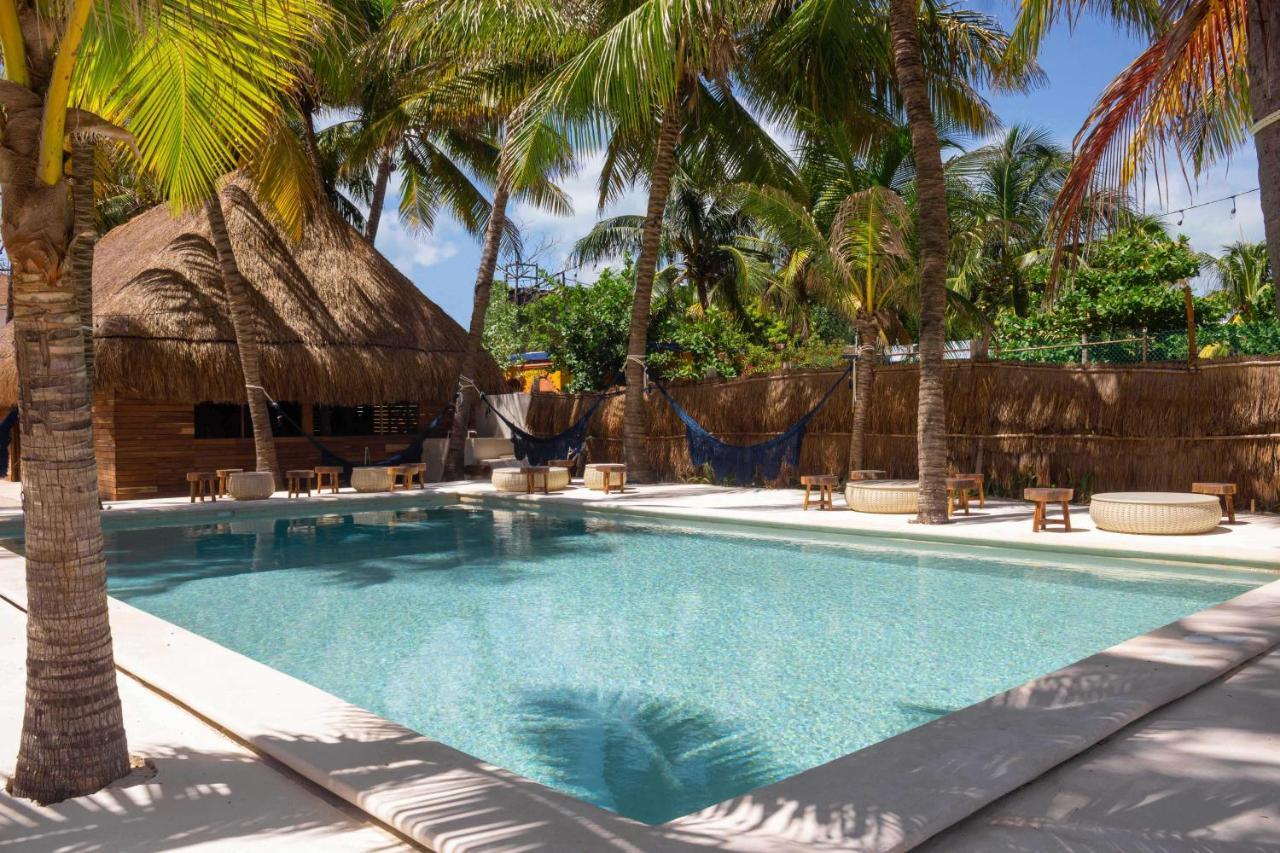 Selina Poc Na Isla Mujeres Hotell Exteriör bild